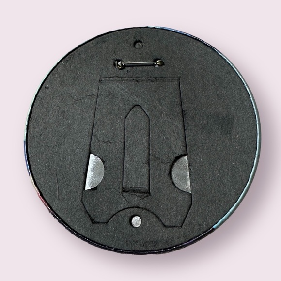 S/2 Vintage Beverly Hills 90210 Luke Perry “Dylan” Jason Priestly “Brandon” Pins - Picture 5 of 7